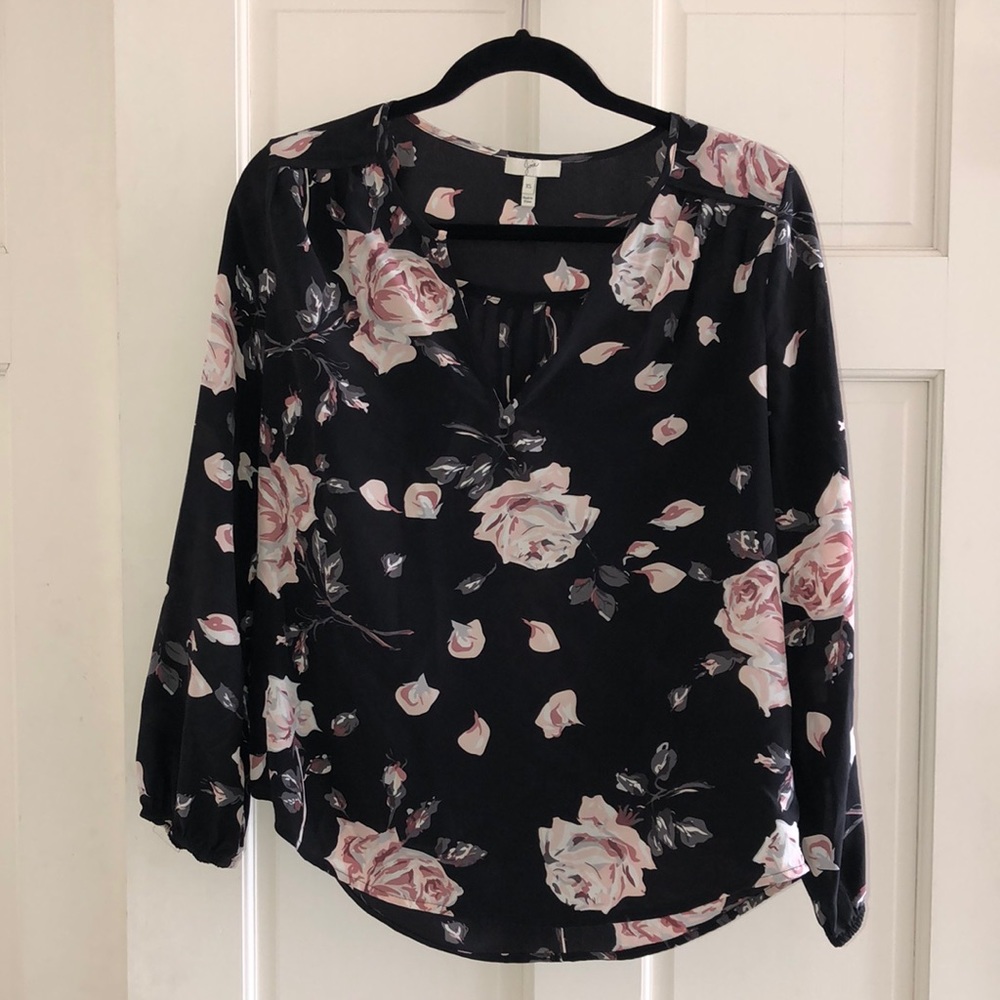 GENTLY WORN Joie Silk Rose blouse // Sz XS